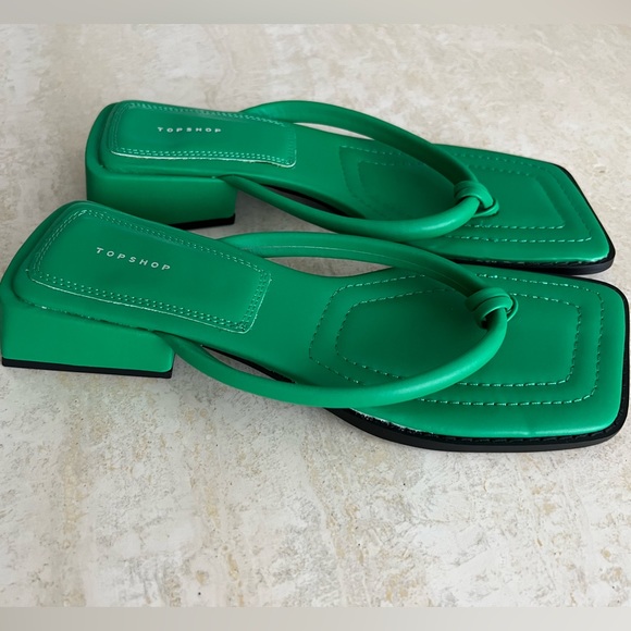 TOPSHOP sandals, Size 7. Never been worn. - Picture 2 of 3